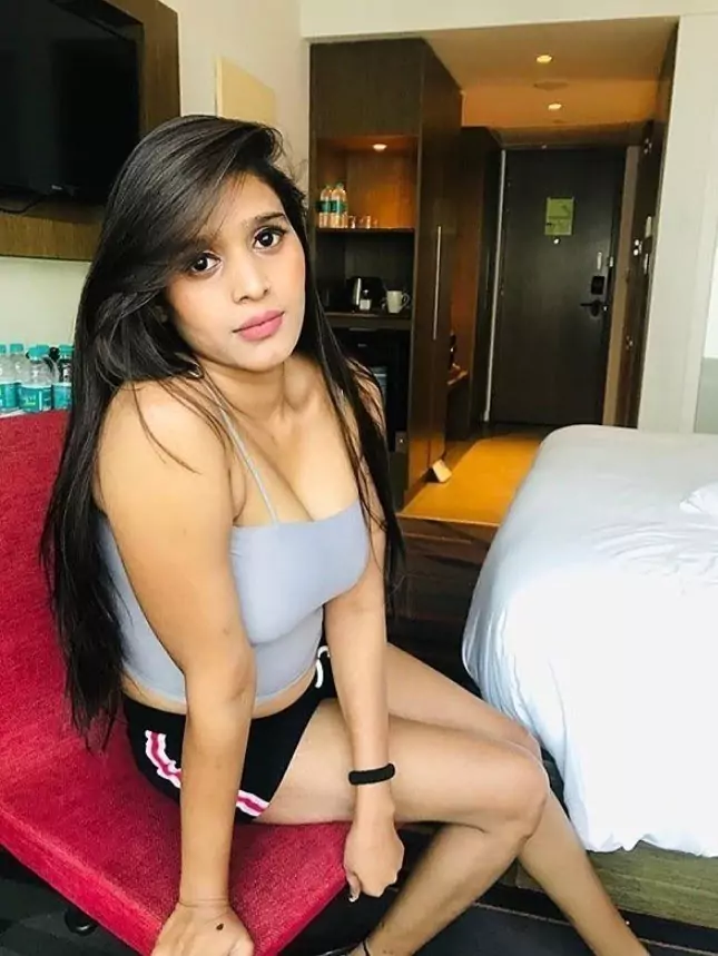 कॉल गर्ल्स सर्विस  धामणगांव रेलवे